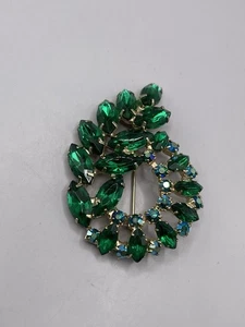 Vintage Brooch Green Rhinestone Aurora Retro Collectible Costume Jewelry Pin - Picture 1 of 6
