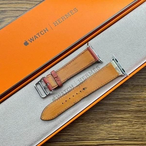 Bracelet cuir imprimé corde Hermès Apple Watch 38/40/41 mm brique rouge - sans boîte utilisé - Photo 1 sur 12
