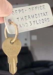 SELTEN VINTAGE THOMASTON MAINE STATE GEFÄNGNISWÄRTER THERMOSTAT SCHLÜSSELANHÄNGER - Bild 1 von 4