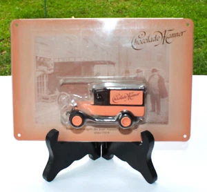 Vintage DieCast Toy 1919 model T on METAL CARD from CHOCOLADE MANNER Prague MINT - Picture 1 of 4