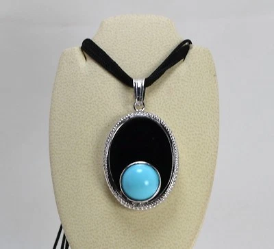 CIONDOLO IN ARGENTO 925 CON DISCO DI ONICE E PASTA DI TURCHESE TONDO AGDV 0146 - Immagine 1 di 3