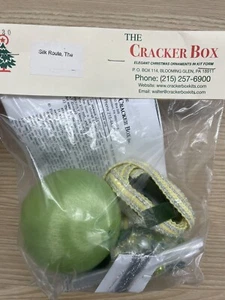 The Cracker Box SILK ROUTE Celery Green Yellow Christmas Ornament Kit Sealed - Picture 1 of 4
