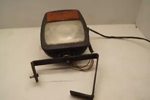 (1) MEYER & UNIVERSAL PLOW LIGHT DRIVER OR PASSENGER SIDE MADE BY TRUCK-LITE 640 - Picture 1 of 6