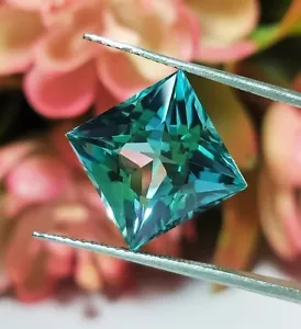 Bi Green Corundum Square Shape 12X12X8.50MM Fantasy Designer Cut Gem Loose Gem - Picture 1 of 4