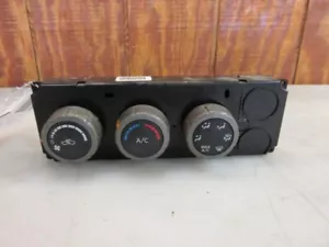 2005 Nissan Truck Titan AC Climate Control Temperature Crew Cab, thru 3/05 OEM - Picture 1 of 8