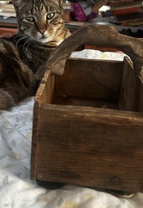 RUSTIC PRIMITIVE HOMEMADE VINTAGE DECOR BOX TOTE OOAK - Picture 1 of 10