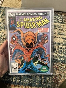 Amazing Spider-Man #238 (1st App. Of Hobgoblin) (WITH TATTOOZ)๐ HIGH GRADE ๐ฅ - Picture 1 of 15