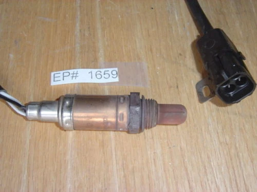 Ferrari F355 355, 456 GT, F50: Exhaust O2 Oxygen Sensor - Image 1 of 1