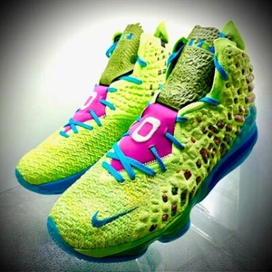 Nike LeBron 17 All Star Promo Mr. Swackhammer Space Jam CV8075-300 Para Hombre Talla 17 - Imagen 1 de 8