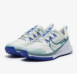 Nike Scarpe da Ginnastica Uomo React Pegasus Trail 4 Argento Chiaro UK 13, 14 DJ6158-005 - Foto 1 di 8
