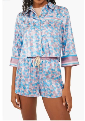 Pijama corto de satén Free People Pillow Talk Cool Lavanda Combo Talla M 400177 Foto 1 de 2