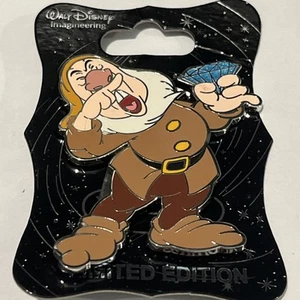 Disney Pin Imagineering Pin Seven Dwarves LE250 LE 250 New on Card MINT v22 - Picture 1 of 4
