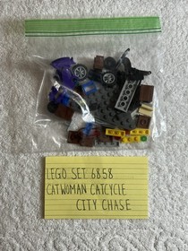 LEGO DC: Catwoman Catcycle City Chase (6858) Incomplete *READ*
