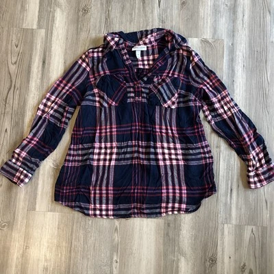 Liz Lange Maternity Flannel Top Size Medium  - Image 1 of 4