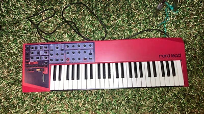 Nord Lead Analog Virtual Synthesizer Vintage Keyboard - Bild 1 von 4