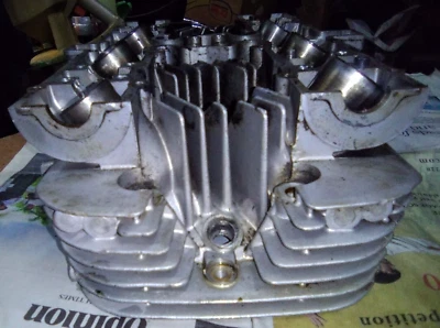 Suzuki GS850G 1980 culata Foto 1 de 4