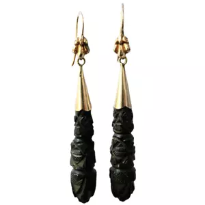 Hermosos PENDIENTES Pendeloque WHITBY JET tallados de la época victoriana C1880 - Imagen 1 de 8