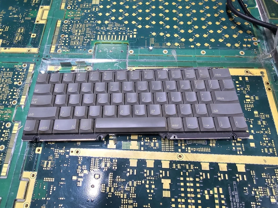 Apple PowerBook 150 Exact Untested US Acer D/C EE437 Keyboard EM43601735PA-PARTS - Image 1 of 4