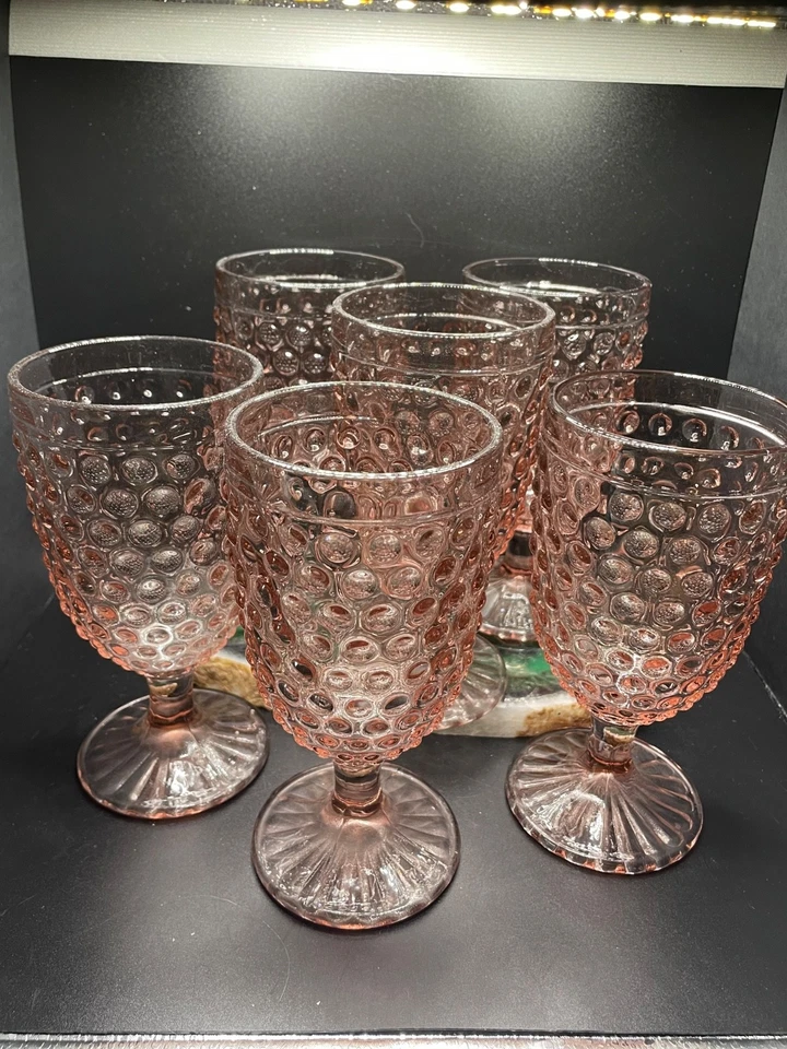 Juego de vajilla Martha Stewart 6 piezas 14,2 OZ copa de vidrio rosa 3,5 x 3,5 x 6,75 Foto 1 de 4