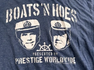 Camiseta Step Brothers Azul Manga Corta Barcos y Azadas Adulto M Prestige Worldwide - Imagen 1 de 3