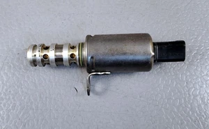 V7604292 BMW MINI COOPER VANOS VARIABLE VALUE TIMING SOLENOID 8610388 2007 2016 - Picture 1 of 24