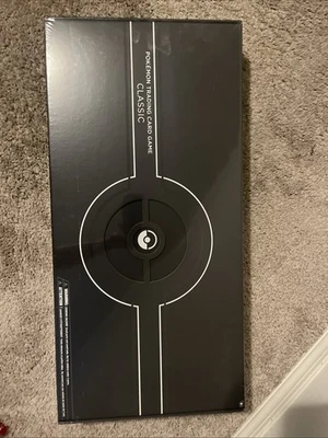 Juego de Cartas Coleccionables Pokemon Juego de Cartas Coleccionables Colección Clásica INGLÉS Sellado de Fábrica Foto 1 de 2