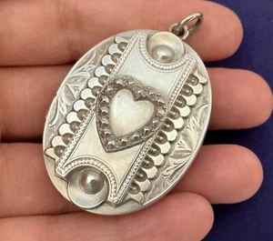 Antique Victorian Sterling Silver Ornate Oval Heart Decoration Locket Pendant - Picture 1 of 13