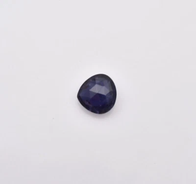 1.94 CTs. NATURAL IOLITE HEART SHAPE 8.5X8.5 MM BLUE COLOR CHACKER BORAD CUT - Image 1 of 4
