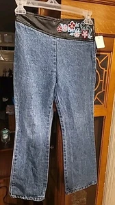 BRATZ girls blue jeans size 7 ( in excellent condition) inseam 23, 24" waist, 32 - Picture 1 of 3