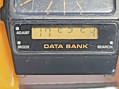 VTG  Casio Data Bank Telememo 20 ~ 1980-1989 ~ KEEPING TIME FOR PARTS OR REPAIRS - Image 1 of 4