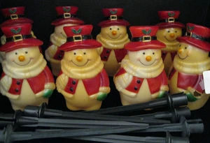 8 SNOWMAN BLOW MOLDS APPROXIMATELY 8" TALL WITH LIGHTS RED HATS AND JACKETS - Picture 1 of 8