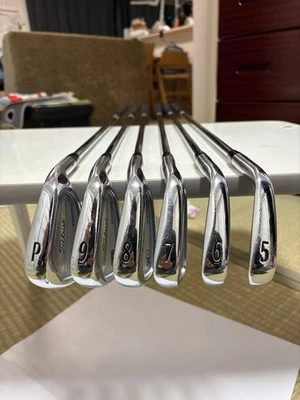 (Titleist) CB716 Irons #5-9,Pw(6Clubs)/Dynamic Gold S200 AMT/Flex:Stiff USED - Image 1 of 4