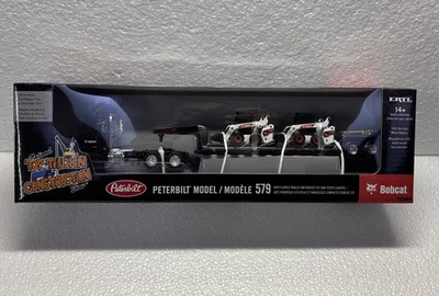 ERTL 2022 1:64 *BOBCAT* Peterbilt 579 semi con minicargadoras Lowboy y (2) S76 NTTCS Foto 1 de 4