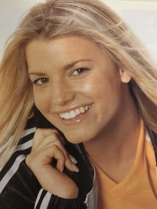 Jessica Simpson Magazine Pinup Picture Vintage Ephemera Print Ad - Picture 1 of 2