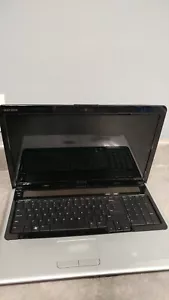 Dell Inspiron 1750 - Picture 1 of 5