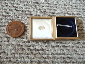 Vintage japanische Bronze Kamakura Medaille Medaillon 11. Oktober 1920 mit Etui Japan - Bild 1 von 6