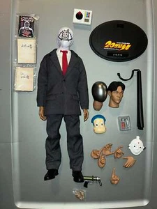 1/6 Scale 20th Century Boys Friend - Hot Toys Loose - Picture 1 of 3