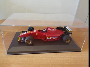 Ferrari 412 T2 Minichamps 1:18 - Foto 1 di 6