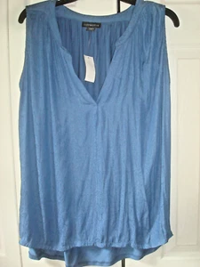 Ladies Sleeveless Top Blue Size Small  Nwt - Picture 1 of 2