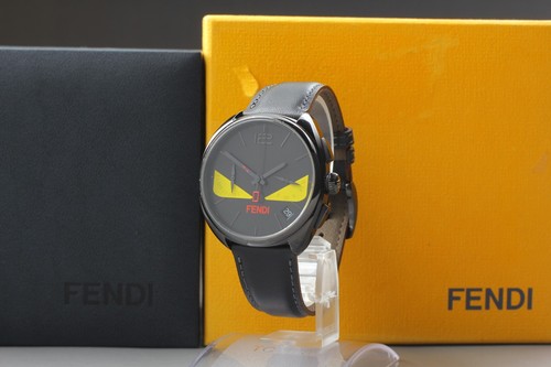 [Quasi come nuovo con scatola] Orologio al quarzo uomo FENDI 21200G Monster Bugs dal GIAPPONE