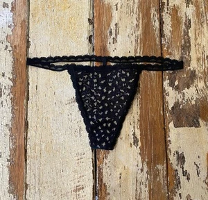 Victoria’s Secret Black Leopard Lace V-String Thong Panty M Gold Shine VS - Picture 1 of 3