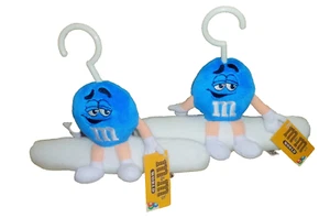 NWT M&M World Set x 2 Plush Shirt Hangers Blue New With Tags Still Attached RARE - Picture 1 of 3