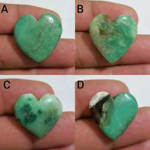 Outstanding Chrysoprase Heart Shape Cabochon Loose Gemstone For Jewelry Making - Picture 1 of 13