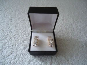 Regal Semi Creolen Ohrringe 2-farbig vergoldet in Box " schöner Geschenkartikel " - Bild 1 von 9