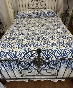 Vintage 'Blue Daisy Constellation' 99 x 88 Inch CHENILLE - Picture 1 of 8