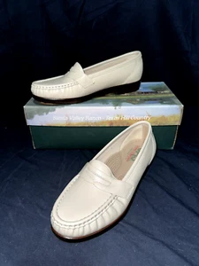SAS COMFORT SHOES SIZE 7.5 M WOMEN'S WINK BONE SLIP ON W/Box New - Picture 1 of 16