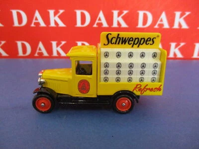 Die cast Modellino Furgone Chevrolet Van Schweppes by Corgi - Immagine 1 di 4