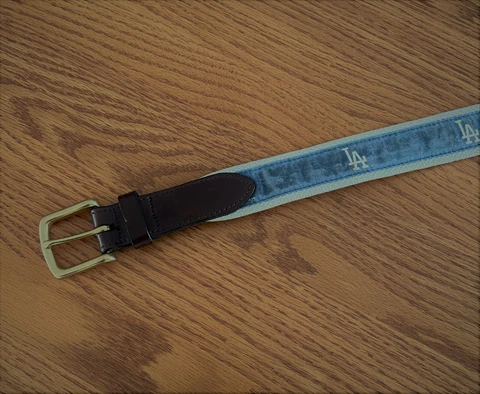 MLB Los Angeles L A Dodgers Belt Size 30 Vineyard Vines Cover