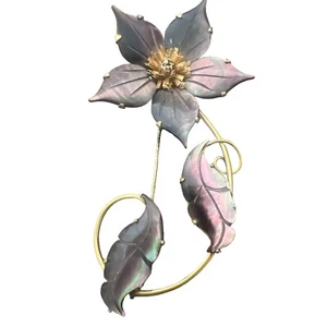 VTG Stunning Ocean Treasures Brooch Mother Of Pearl Flower SIGNED Distinctive - Picture 1 of 10