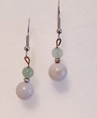  Pendientes colgantes artesanales de jade verde y ágata gris tono plata Foto 1 de 2